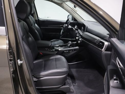 Used 2025 Kia Telluride S AWD/4WD image 25