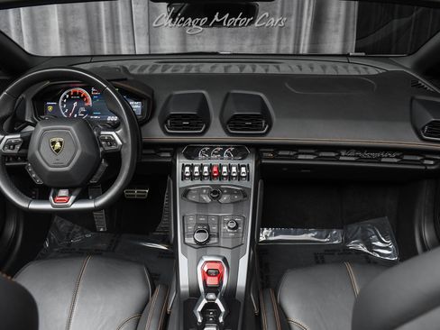 Used 2019 Lamborghini Huracan LP 580-2 RWD image 19