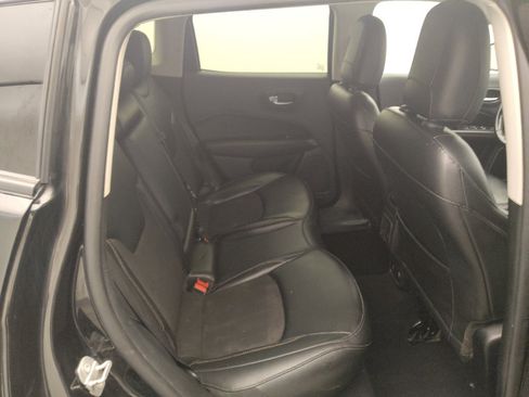 Used 2021 Jeep Compass Latitude w/ Convenience Group AWD/4WD image 19