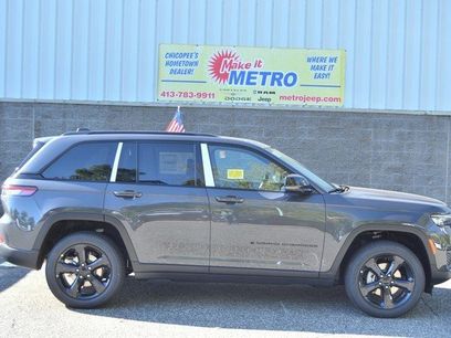 New 2025 Jeep Grand Cherokee Laredo