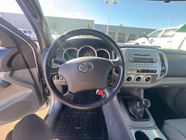 Used 2005 Toyota Tacoma 4x4 Access Cab image 16