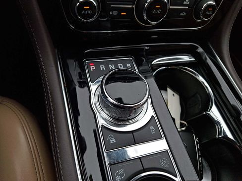 Used 2019 Jaguar XJ L Portfolio image 15