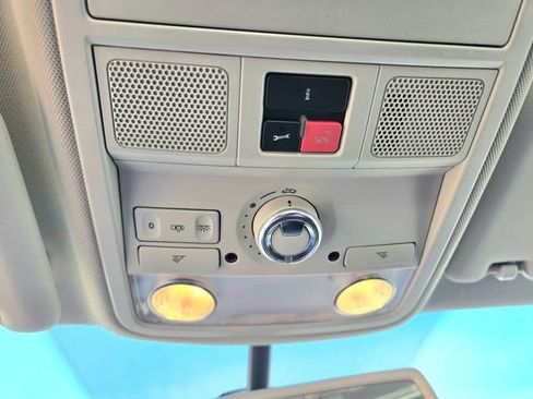 Used 2014 Volkswagen Passat 1.8T SEL Premium image 30