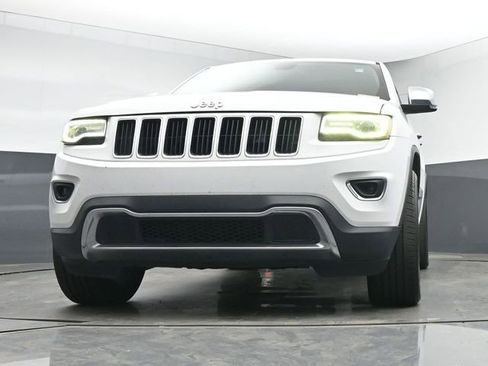Used 2016 Jeep Grand Cherokee Limited w/ Luxury Group II image 16