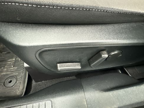 Used 2020 Ford Escape SE AWD/4WD image 13