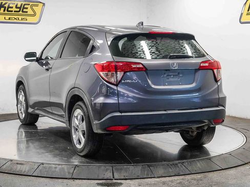 Used 2018 Honda HR-V LX image 2