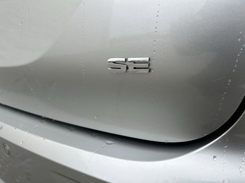 Used 2024 Mitsubishi Outlander Ralliart image 15