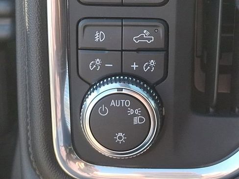Used 2021 GMC Sierra 1500 Elevation AWD/4WD image 24