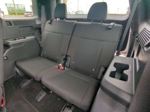 Used 2024 Hyundai Santa Fe SE FWD image 15
