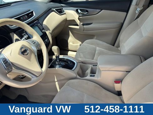 Used 2015 Nissan Rogue SV w/ SV Premium Package AWD/4WD image 9