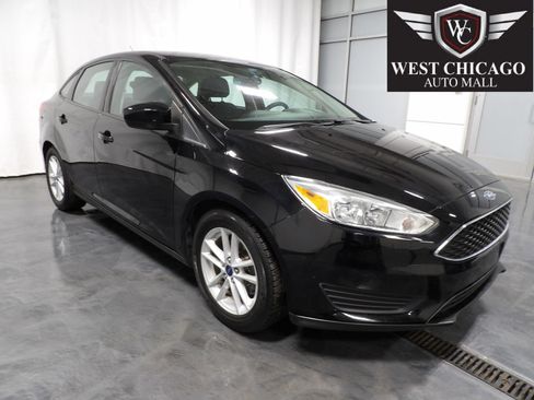 Used 2018 Ford Focus SE FWD image 1