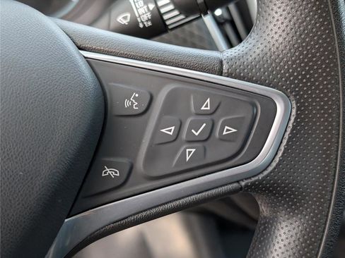 Used 2022 Chevrolet Malibu LT image 23