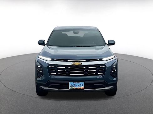 Used 2025 Chevrolet Equinox LT image 3