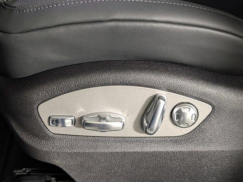 New 2026 Porsche Macan S AWD/4WD image 29