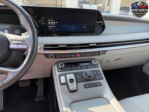 Used 2025 Hyundai Palisade SEL AWD/4WD image 17