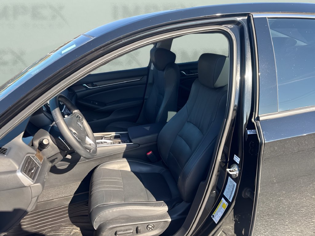 Used 2018 Honda Accord EX-L image 9