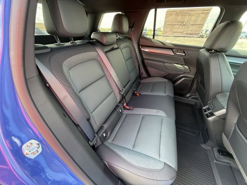 New 2026 GMC Terrain AT4 w/ Convenience Package III AWD/4WD image 15