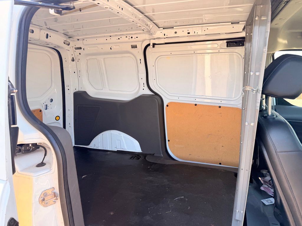 Used 2019 Ford Transit Connect XL FWD image 15