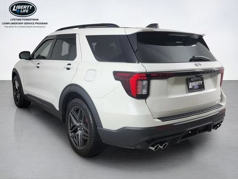 Used 2025 Ford Explorer ST w/ Sun And Sound Package AWD/4WD image 5