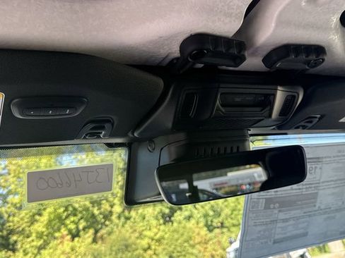 New 2025 Jeep Gladiator Rubicon image 29