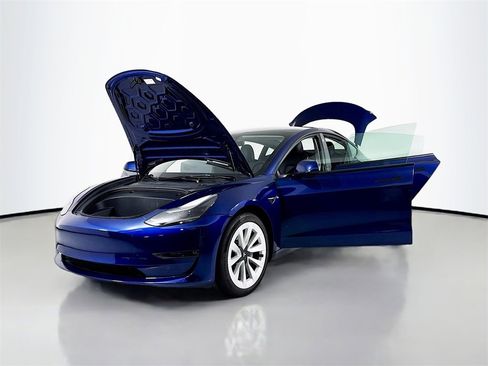 Used 2023 Tesla Model 3 Long Range image 30