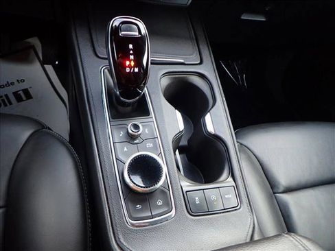 Used 2024 Cadillac XT4 Premium Luxury image 21