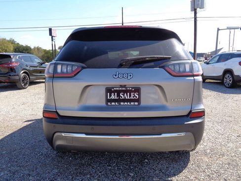 Used 2020 Jeep Cherokee Limited FWD image 3