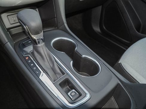 Certified 2024 Chevrolet Equinox LS AWD/4WD image 15