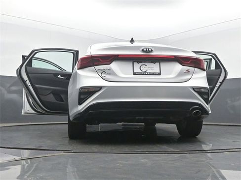 Used 2019 Kia Forte S image 60