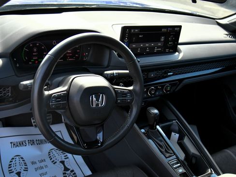 Used 2024 Honda Accord Sport image 14