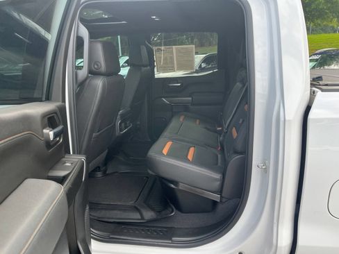 Used 2022 GMC Sierra 1500 AT4 w/ AT4 Premium Package AWD/4WD image 30