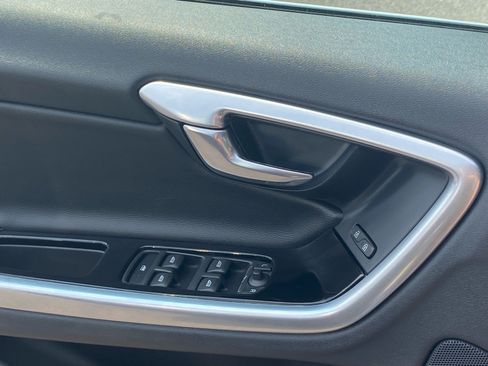 Used 2015 Volvo S60 T5 Premier w/ Convenience Package FWD image 17