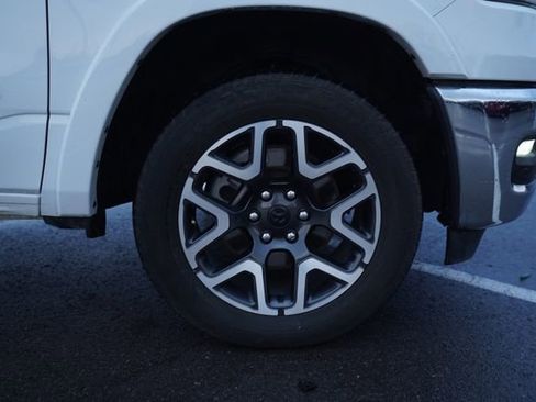 Used 2025 RAM 1500 Laramie image 43