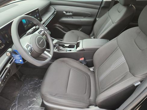 New 2026 Hyundai Tucson SEL FWD image 9