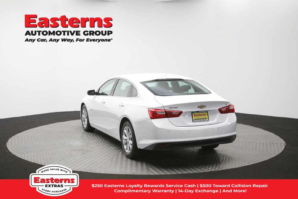 Used 2025 Chevrolet Malibu LT FWD image 36