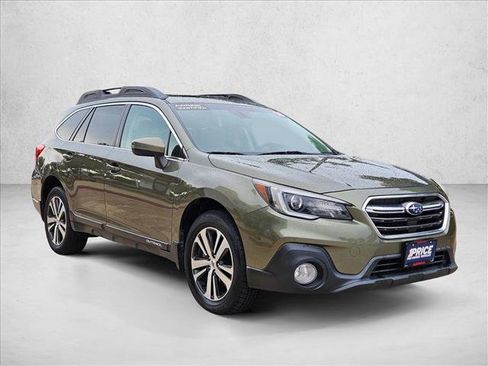Used 2018 Subaru Outback 2.5i Limited image 3