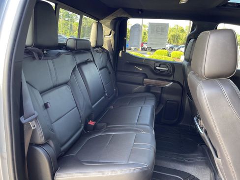 Used 2020 Chevrolet Silverado 1500 High Country w/ Technology Package AWD/4WD image 40