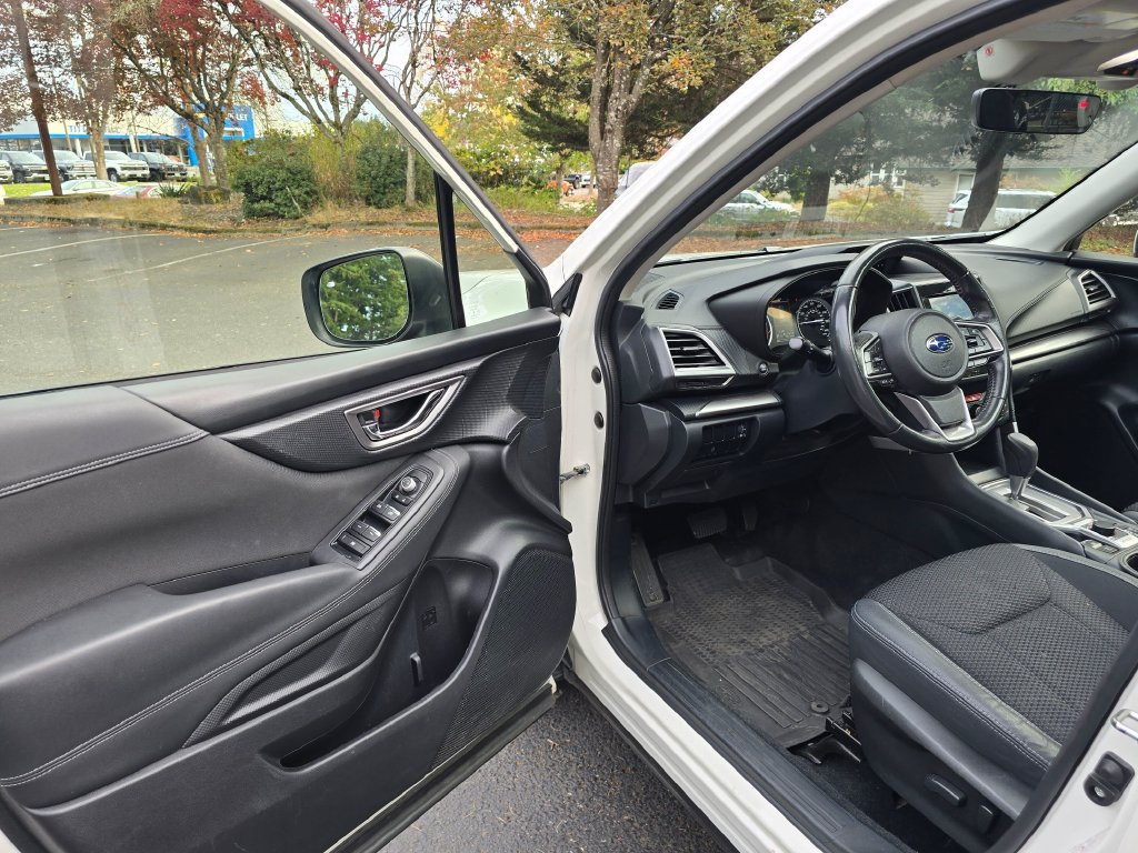 Used 2019 Subaru Forester Premium w/ Popular Package #1 AWD/4WD image 6