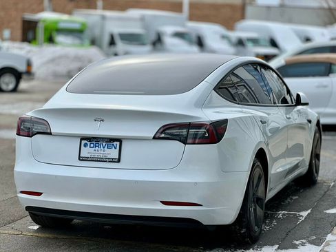 Used 2022 Tesla Model 3 image 5