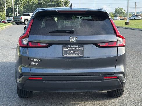 Used 2025 Honda CR-V LX image 4