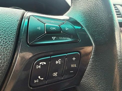 Used 2016 Ford Explorer XLT w/ Equipment Group 202A image 21