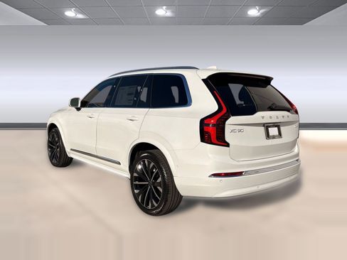 New 2026 Volvo XC90 B6 Ultra image 3