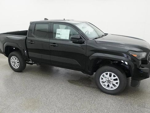 New 2026 Toyota Tacoma SR image 27