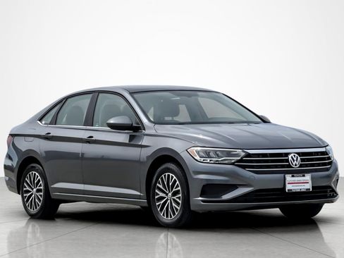 Used 2021 Volkswagen Jetta SE image 7