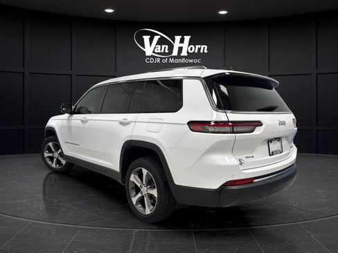 Used 2023 Jeep Grand Cherokee L Limited AWD/4WD image 5