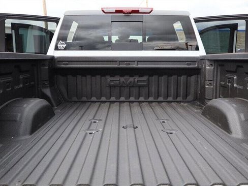 Used 2025 GMC Sierra 3500 Denali w/ Denali Reserve Package AWD/4WD image 42