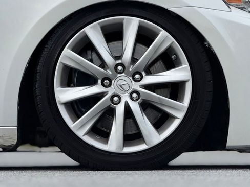 Used 2016 Lexus IS 200t RWD image 21
