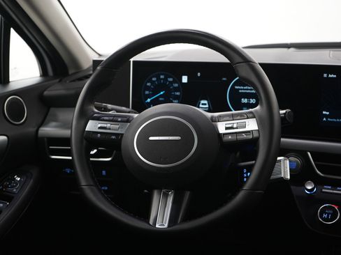 Certified 2024 Hyundai Sonata SEL w/ Convenience Package FWD image 14