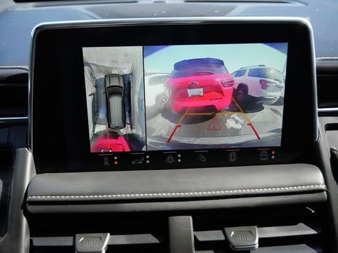 Used 2023 Chevrolet Tahoe Premier w/ Advanced Technology Package image 23