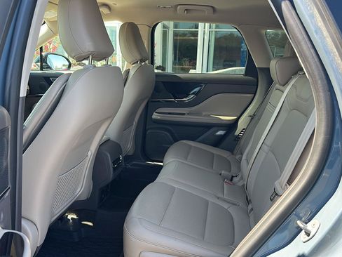 Used 2023 Lincoln Corsair AWD w/ Equipment Group 101A image 10